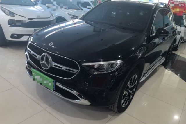 Used Mercedes-Benz GLC 2023 Facelift GLC 260 L 4MATIC Dynamic Version 5 Seats