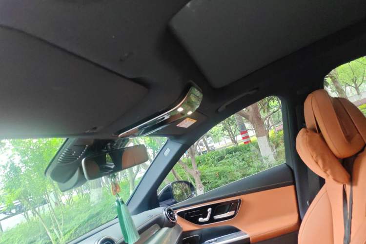 Used Mercedes-Benz GLC 2023 GLC 260 L 4MATIC Dynamic Edition 5-seater Headliner