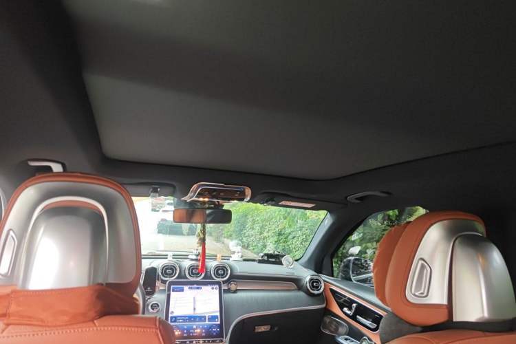 Used Mercedes-Benz GLC 2023 GLC 260 L 4MATIC Luxury 7-Seater Headliner