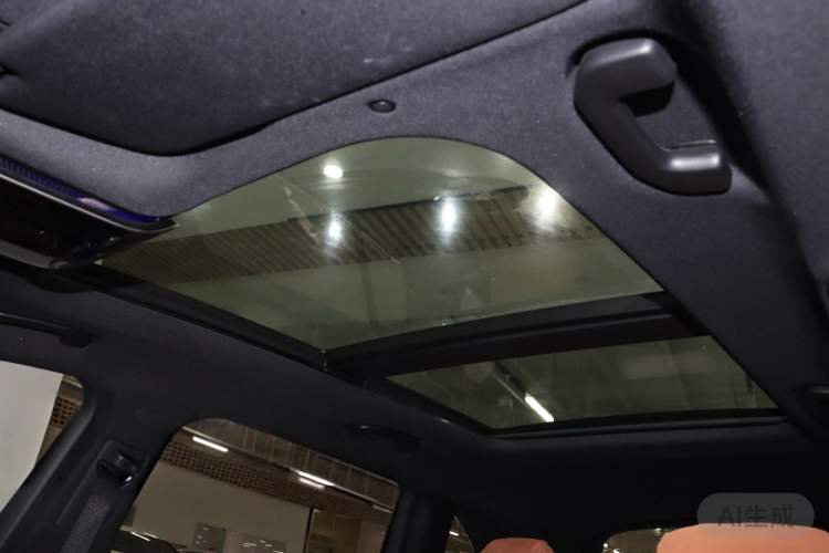 Used Mercedes-Benz GLC 2023 GLC 300 L 4MATIC Dynamic Edition 5-seater Headliner