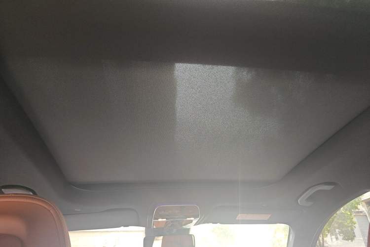 Used Mercedes-Benz GLC 2023 GLC 300 L 4MATIC Dynamic Edition 5-seater Headliner