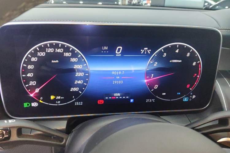 Used Mercedes-Benz GLC 2023 Facelift GLC 260 L 4MATIC Luxury Version 5 Seats Instrument Cluster