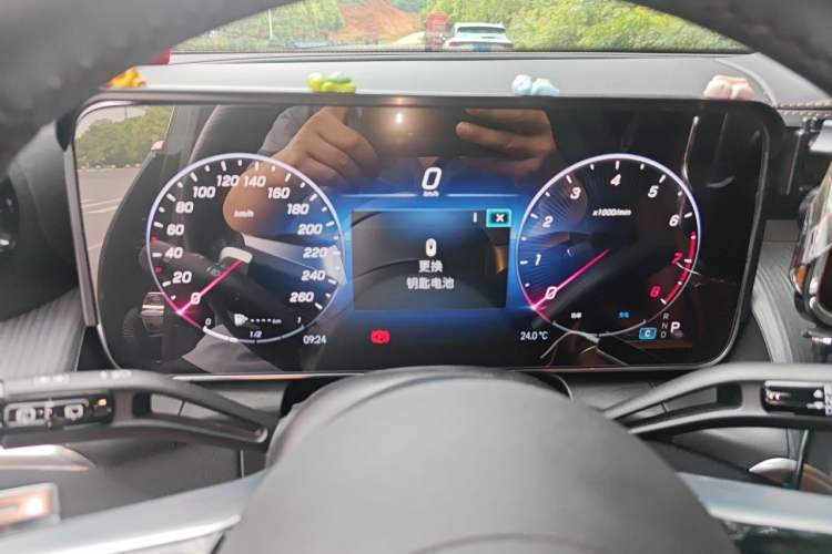 Used Mercedes-Benz GLC 2023 GLC 260 L 4MATIC Luxury 7-Seater Instrument Cluster