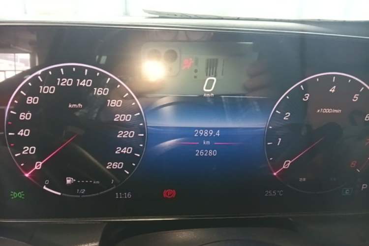 Used Mercedes-Benz GLC 2023 Facelift GLC 260 L 4MATIC Luxury Version 5 Seats Instrument Cluster