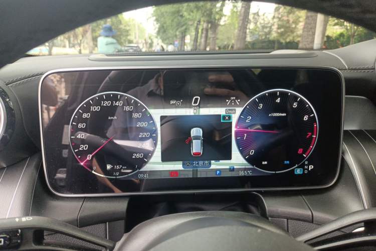 Used Mercedes-Benz GLC 2023 Facelifted GLC 300 L 4MATIC Luxury Version 5 Seats Instrument Cluster
