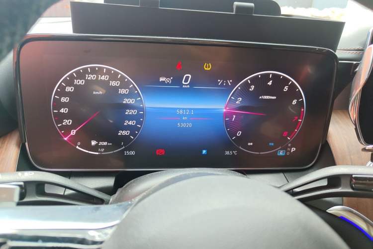 Used Mercedes-Benz GLC 2023 GLC 300 L 4MATIC Dynamic 7-Seater Instrument Cluster