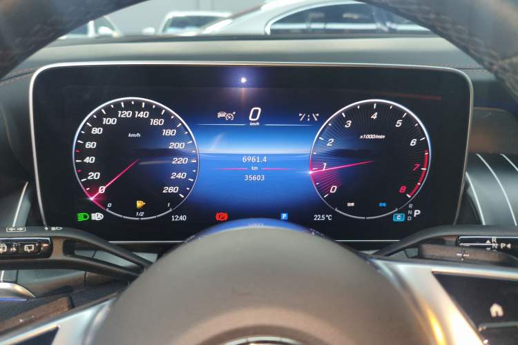 Used Mercedes-Benz GLC 2023 GLC 260 L 4MATIC Dynamic Edition 5-seater Instrument Cluster
