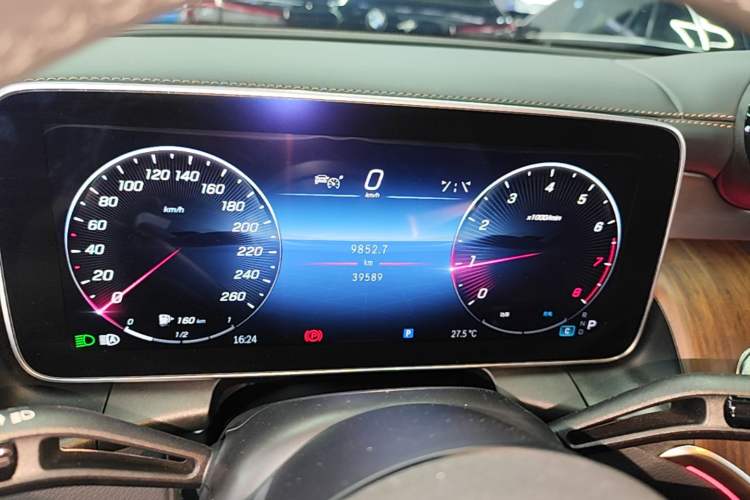 Used Mercedes-Benz GLC 2023 GLC 300 L 4MATIC Dynamic 7-Seater Instrument Cluster