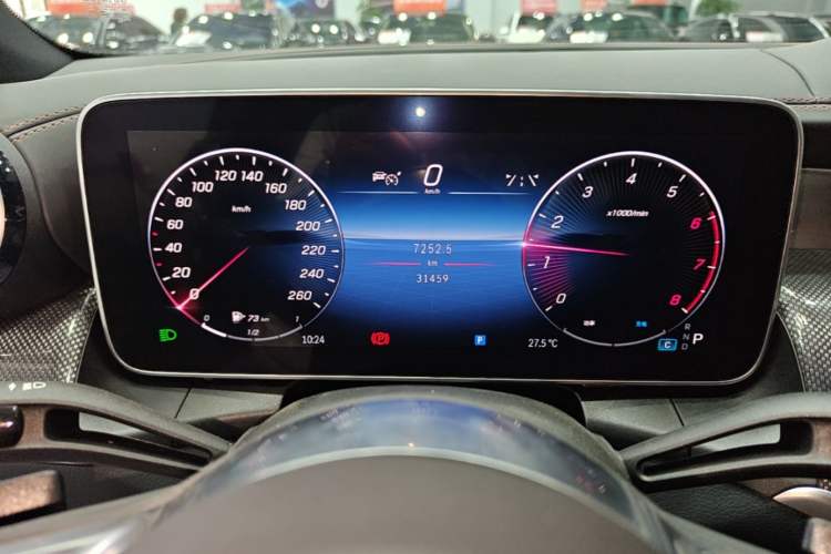 Used Mercedes-Benz GLC 2023 Facelift GLC 260 L 4MATIC Dynamic Version 5 Seats Instrument Cluster