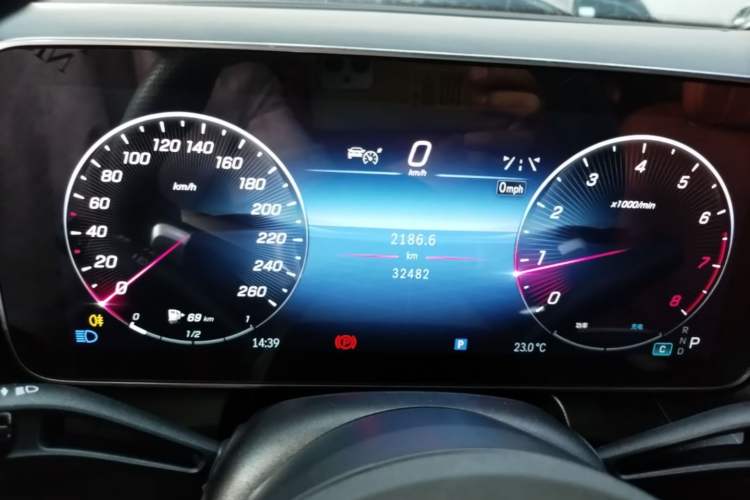 Used Mercedes-Benz GLC 2023 Refreshed GLC 300 L 4MATIC Dynamic Edition 5 Seats Instrument Cluster