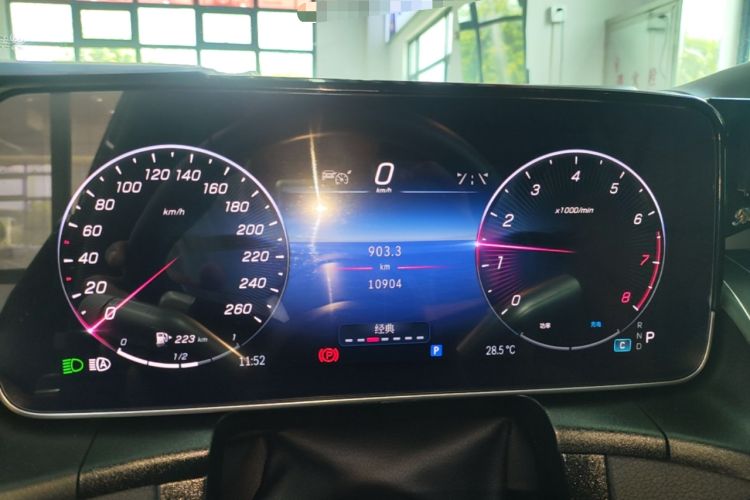 Used Mercedes-Benz GLC 2023 Refreshed GLC 300 L 4MATIC Luxury Version 7 Seats Instrument Cluster