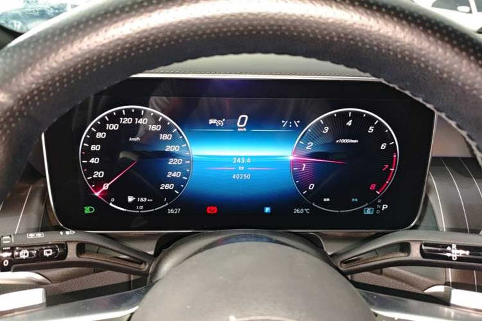 Used Mercedes-Benz GLC 2023 Refreshed GLC 300 L 4MATIC Dynamic Version 7-Seater Instrument Cluster