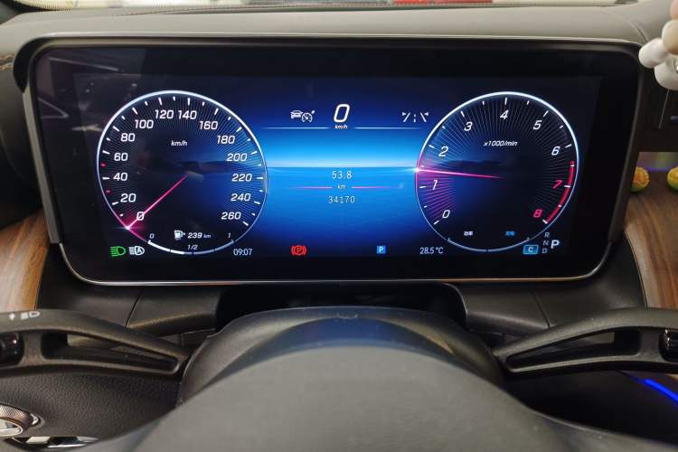 Used Mercedes-Benz GLC 2023 Refreshed GLC 300 L 4MATIC Dynamic Edition 5 Seats Instrument Cluster