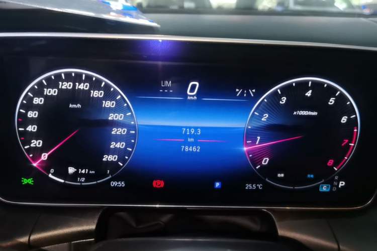 Used Mercedes-Benz GLC 2023 GLC 300 L 4MATIC Dynamic 7-Seater Instrument Cluster