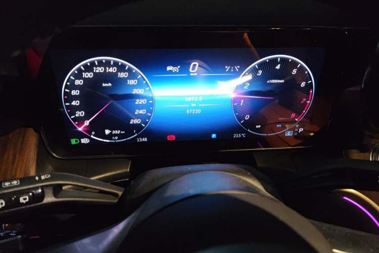 Used Mercedes-Benz GLC 2023 Refreshed GLC 300 L 4MATIC Dynamic Edition 5 Seats Instrument Cluster