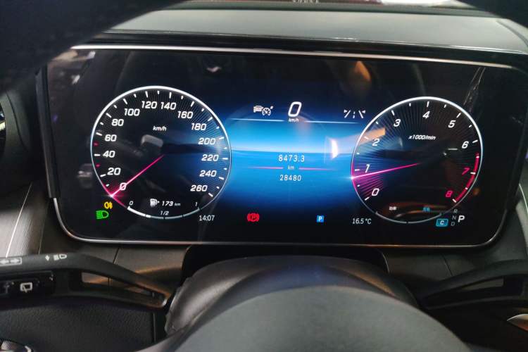 Used Mercedes-Benz GLC 2023 Refreshed GLC 300 L 4MATIC Dynamic Edition 5 Seats Instrument Cluster