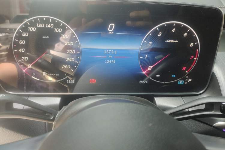 Used Mercedes-Benz GLC 2023 GLC 260 L 4MATIC Luxury Model 5 Seats Instrument Cluster