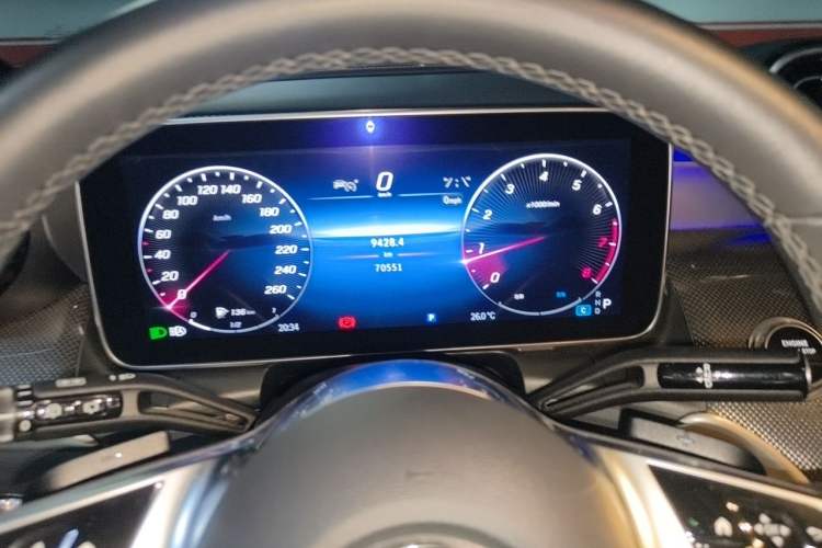 Used Mercedes-Benz GLC 2023 GLC 260 L 4MATIC Dynamic Edition 7-seater Instrument Cluster