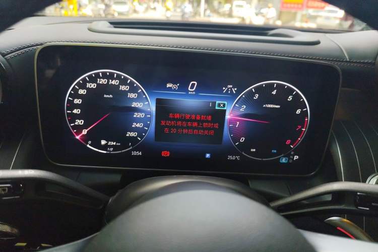 Used Mercedes-Benz GLC 2023 GLC 300 L 4MATIC Luxury 7-Seater Instrument Cluster