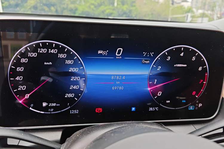 Used Mercedes-Benz GLC 2023 GLC 300 L 4MATIC Dynamic Edition 5-seater Instrument Cluster