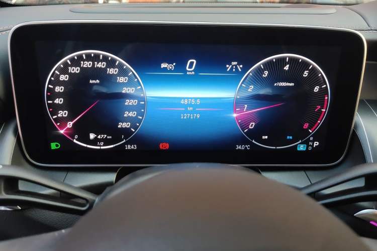 Used Mercedes-Benz GLC 2023 GLC 300 L 4MATIC Luxury 7-Seater Instrument Cluster
