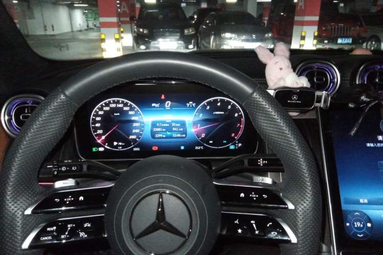 Used Mercedes-Benz GLC 2023 Refreshed GLC 300 L 4MATIC Dynamic Version 7-Seater Instrument Cluster