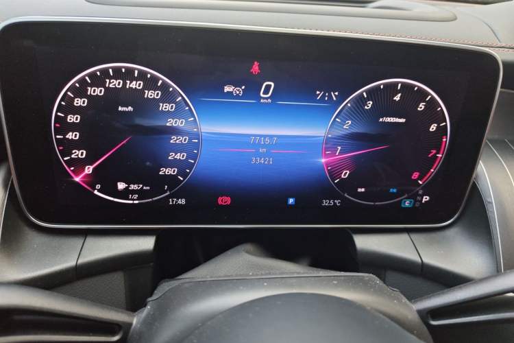 Used Mercedes-Benz GLC 2023 GLC 300 L 4MATIC Luxury 7-Seater Instrument Cluster