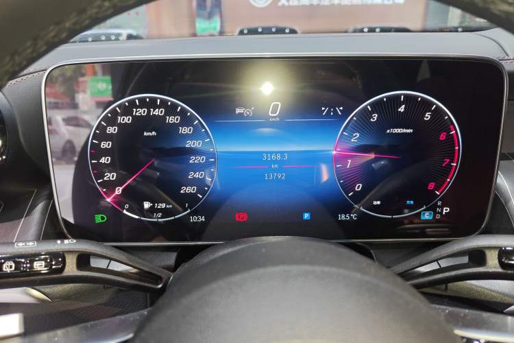 Used Mercedes-Benz GLC 2023 Facelift GLC 260 L 4MATIC Luxury Version 5 Seats Instrument Cluster