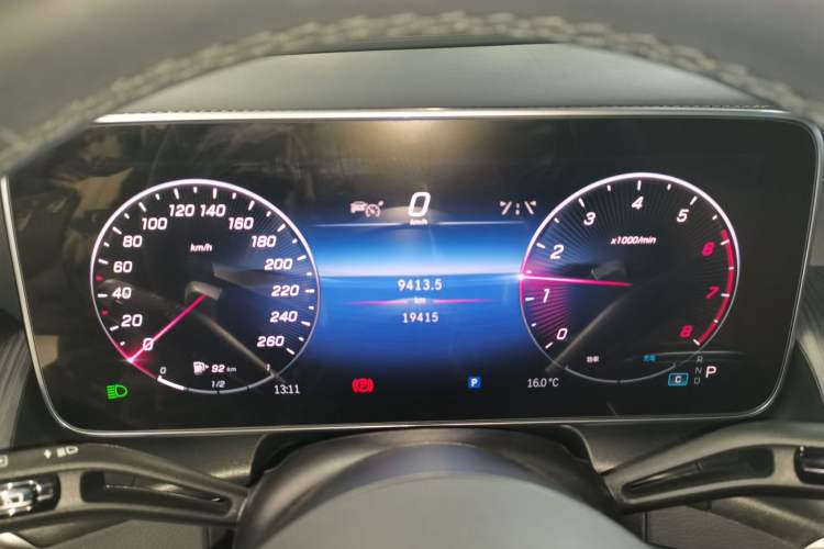 Used Mercedes-Benz GLC 2023 Facelift GLC 260 L 4MATIC Luxury Version 7-Seater Instrument Cluster
