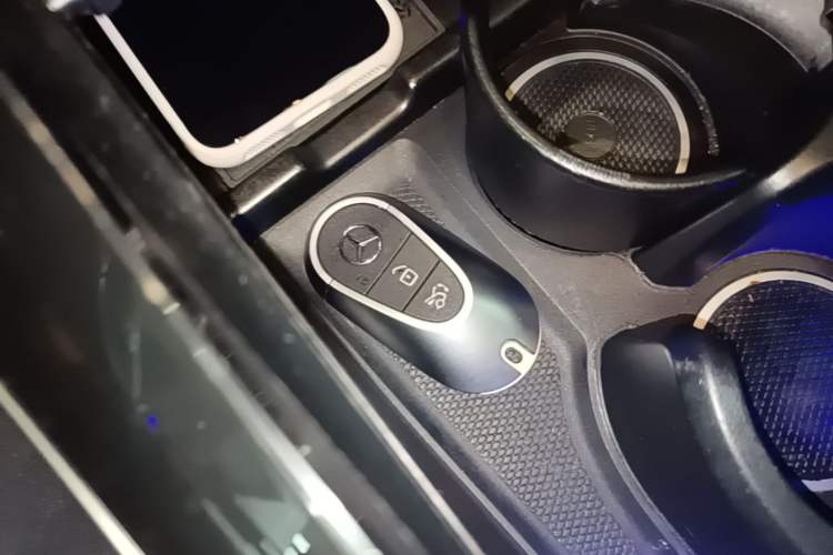Used Mercedes-Benz GLC 2023 GLC 300 L 4MATIC Dynamic Edition 5-seater Interior 1