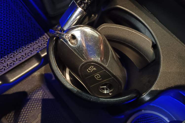 Used Mercedes-Benz GLC 2023 Refreshed GLC 300 L 4MATIC Dynamic Edition 5 Seats Interior 1