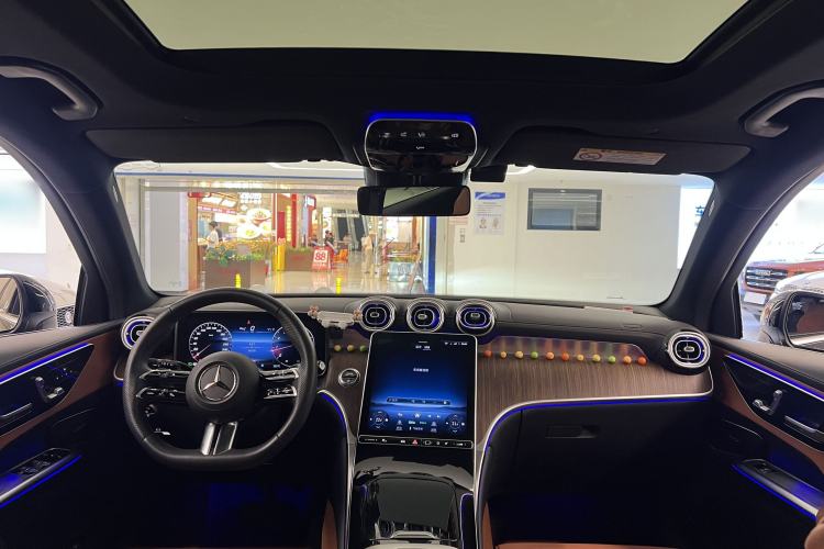 Used Mercedes-Benz GLC 2023 Refreshed GLC 300 L 4MATIC Dynamic Edition 5 Seats Interior 5