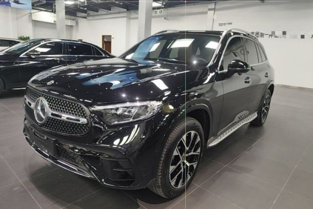 Used Mercedes-Benz GLC 2023 GLC 260 L 4MATIC Luxury Model 5 Seats