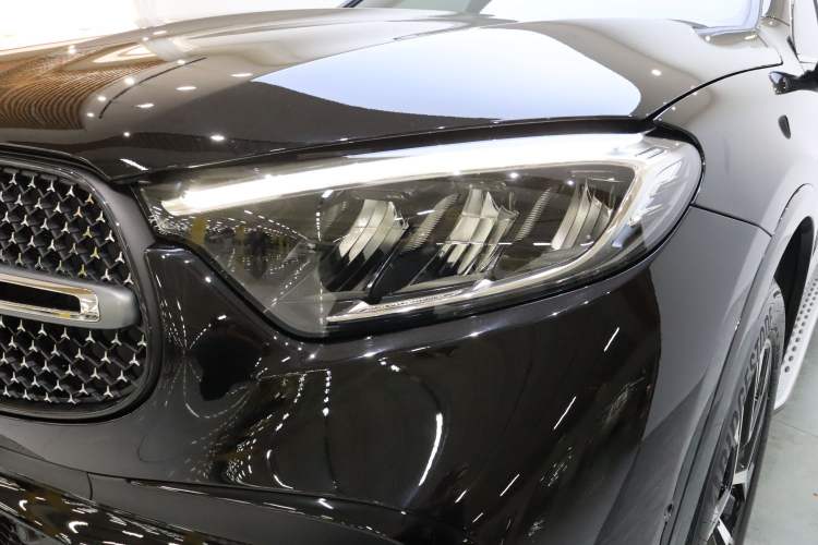Used Mercedes-Benz GLC 2023 Facelift GLC 260 L 4MATIC Luxury Version 5 Seats Left Front Headlight