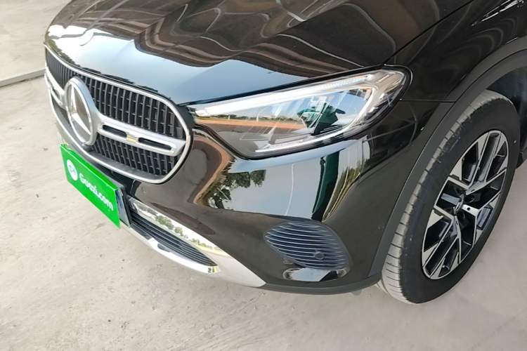Used Mercedes-Benz GLC 2023 Facelift GLC 260 L 4MATIC Dynamic Version 5 Seats Left Front Headlight