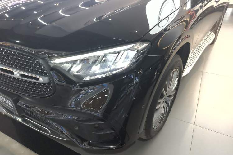 Used Mercedes-Benz GLC 2023 GLC 300 L 4MATIC Dynamic 7-Seater Left Front Headlight