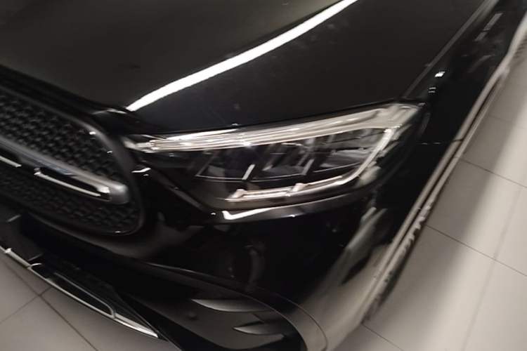 Used Mercedes-Benz GLC 2023 Refreshed GLC 300 L 4MATIC Dynamic Edition 5 Seats Left Front Headlight