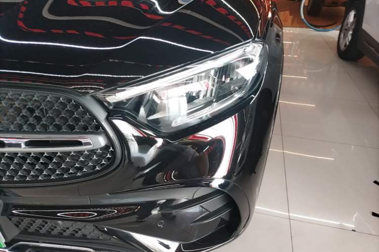 Used Mercedes-Benz GLC 2023 Refreshed GLC 300 L 4MATIC Dynamic Edition 5 Seats Left Front Headlight