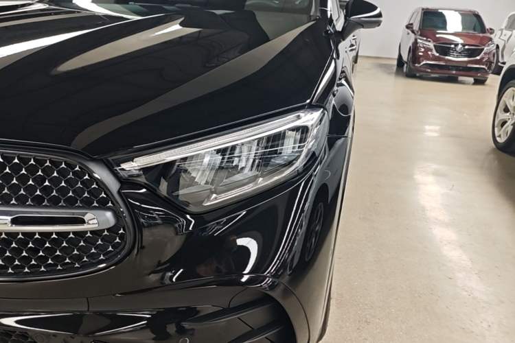 Used Mercedes-Benz GLC 2023 Refreshed GLC 300 L 4MATIC Dynamic Version 7-Seater Left Front Headlight