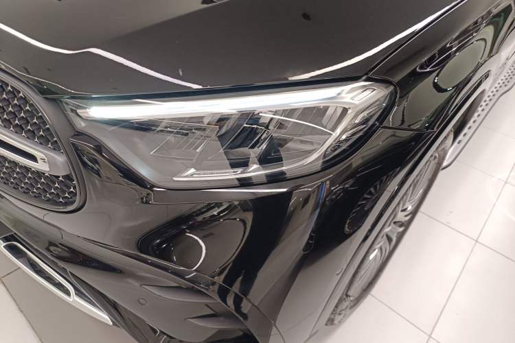 Used Mercedes-Benz GLC 2023 Refreshed GLC 300 L 4MATIC Dynamic Edition 5 Seats Left Front Headlight