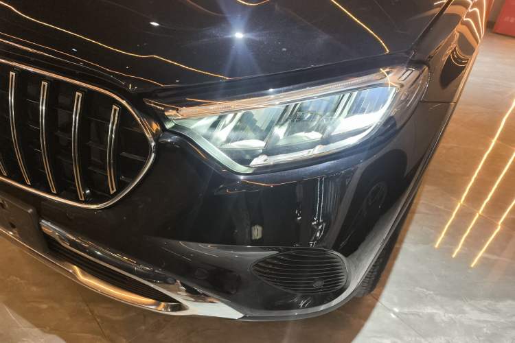 Used Mercedes-Benz GLC 2023 GLC 260 L 4MATIC Dynamic Edition 5-seater Left Front Headlight