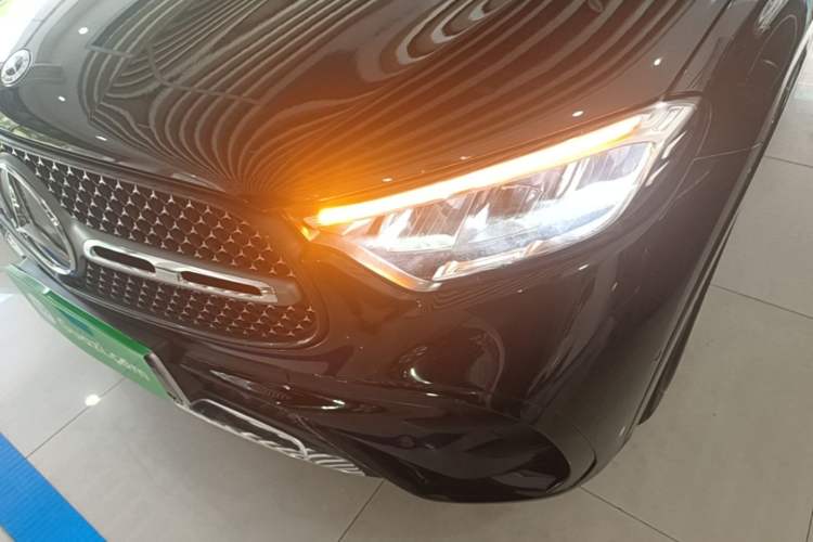 Used Mercedes-Benz GLC 2023 Refreshed GLC 300 L 4MATIC Dynamic Edition 5 Seats Left Front Headlight