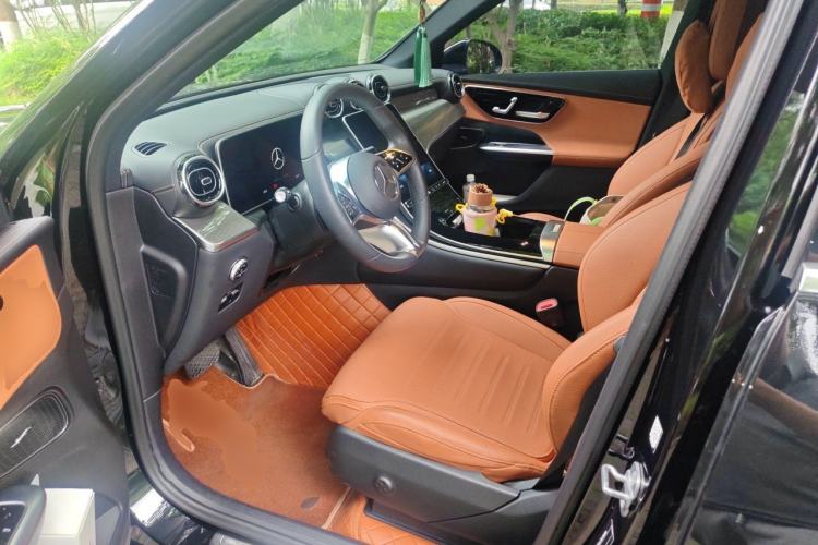 Used Mercedes-Benz GLC 2023 GLC 260 L 4MATIC Dynamic Edition 5-seater Left Front Seat