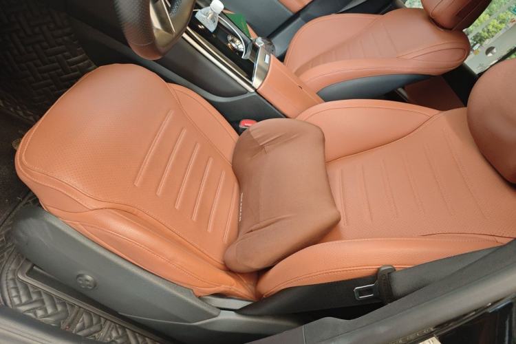 Used Mercedes-Benz GLC 2023 GLC 300 L 4MATIC Dynamic Edition 5-seater Left Front Seat