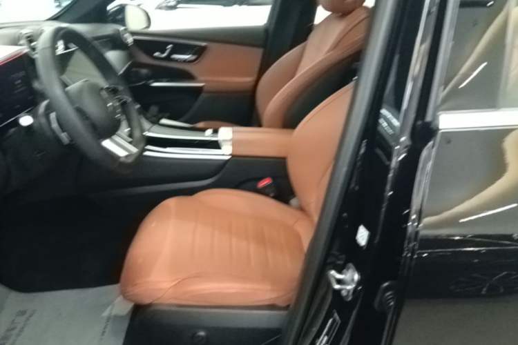 Used Mercedes-Benz GLC 2023 GLC 300 L 4MATIC Luxury 7-Seater Left Front Seat