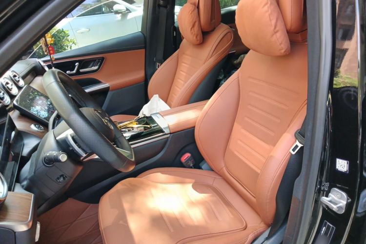 Used Mercedes-Benz GLC 2023 Refreshed GLC 300 L 4MATIC Dynamic Version 7-Seater Left Front Seat