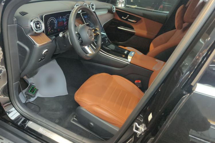 Used Mercedes-Benz GLC 2023 GLC 300 L 4MATIC Dynamic 7-Seater Left Front Seat