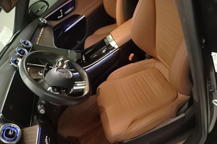 Used Mercedes-Benz GLC 2023 Refreshed GLC 300 L 4MATIC Dynamic Edition 5 Seats Left Front Seat