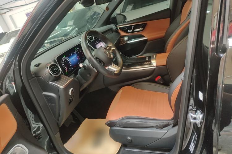 Used Mercedes-Benz GLC 2023 GLC 300 L 4MATIC Dynamic Edition 5-seater Left Front Seat