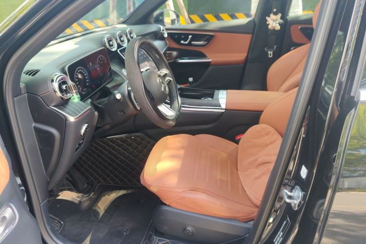 Used Mercedes-Benz GLC 2023 GLC 300 L 4MATIC Dynamic Edition 5-seater Left Front Seat